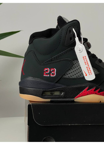 Кросівки жіночі і чоловічі Nike Air Jordan 5 Retro Off Noir Gore-Tex | Найк Джордан 5 Ретро чорні No Brand чорні демісезони (361784334)