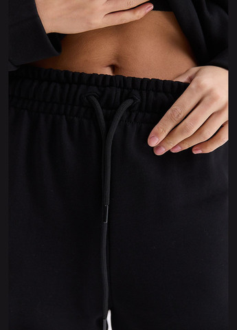 Жіночі спортивні штани з розрізами внизу Arjen (322305730)