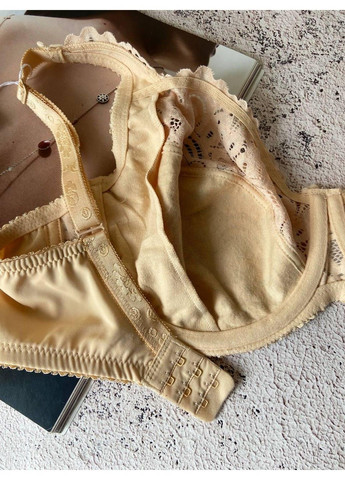 Бежевый бюстгальтер без поролона на чашку е бежевый Lanny Mode