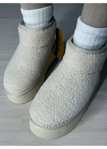 Уггі жіночі 1707-3 з хутром тедді на платформі молочні ITTS (370076343)