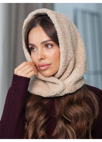 Женский капор Teddy Bear Lux букле с каракуля бежевый No Brand (371365296)