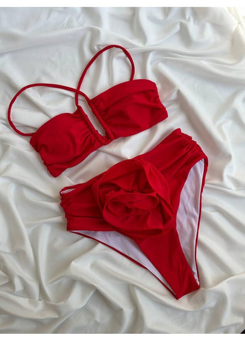 Красный летний женский купальник с объемным цветком / женский красный купальник с драпированным лифом и высокими трусиками. No Brand