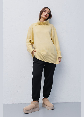 Жовтий демісезонний жіночий светр Arjen