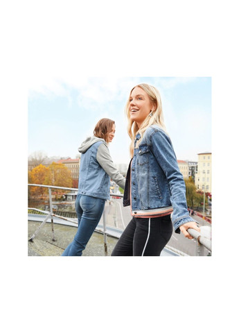 Синяя демисезонная джинсовая куртка прямого кроя для женщины lidl 318836 36(s) куртка-лайнер Esmara