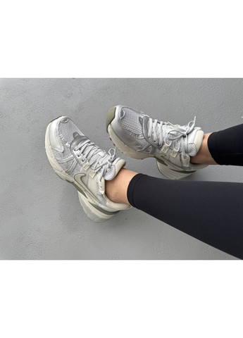 Кроссовки женские и мужские Nike V2K Runtekk White Metallic | Найк Рантекк В2К белые No Brand белые демисезоны (371770600)