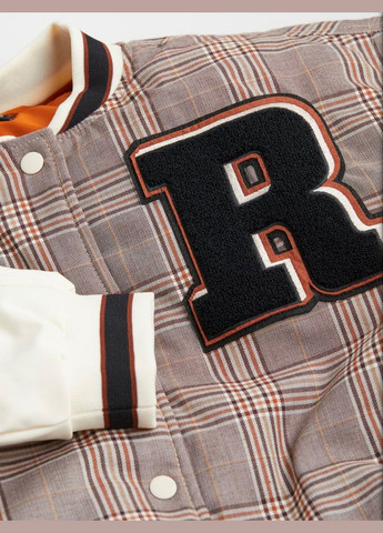 Бежева демісезонна куртка бомбер H&M