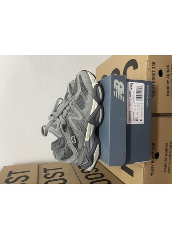 Сірі всесезонні кросівки 9060 grey New Balance