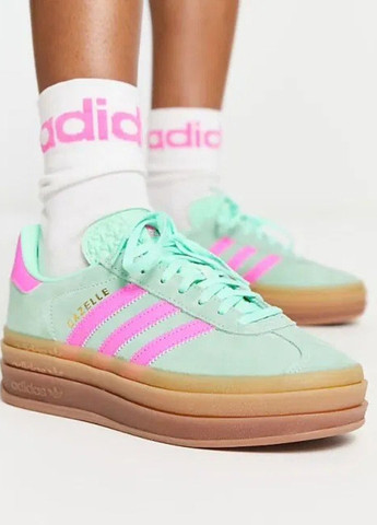 Салатові всесезонні кросівки adidas Gazelle Bold