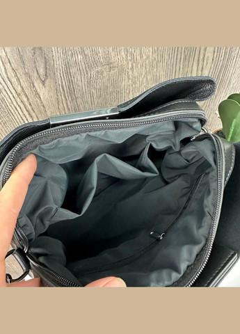 Жіноча замшева сумка трапеція з магнітом та 2 плечовими ременями чорна (sku_1423Н) No Brand (330576866)