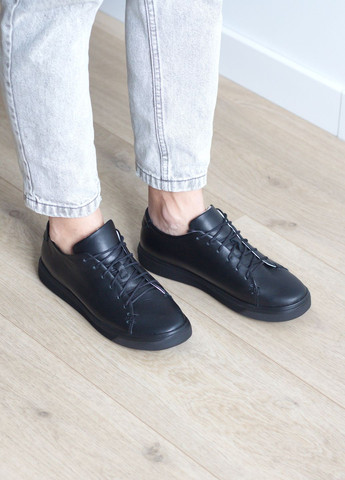 Чорні кеди жіночі класичні з натуральної чорної шкірі на чорній підошві . Zlett 3526