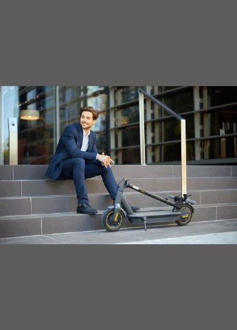 Електросамокат Ninebot by MAX G30E II Segway (314834466)
