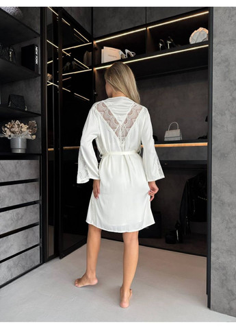 Белый демисезонный комплект с халата и ночнушки No Brand