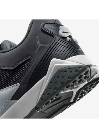 Серые демисезонные кроссовки mvp 92 Jordan