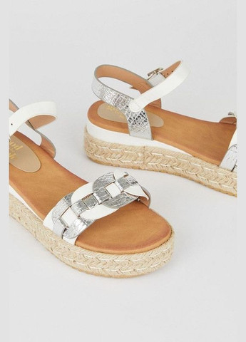 Серебряные босоножки Boohoo