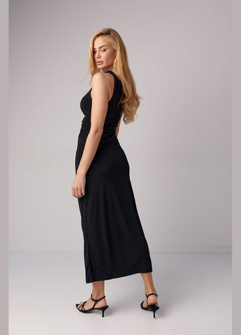 Чорна силуетна сукня міді без рукавів з драпіруванням Lurex