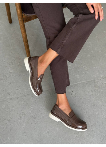 Коричневые классические лакированные лоферы Helen