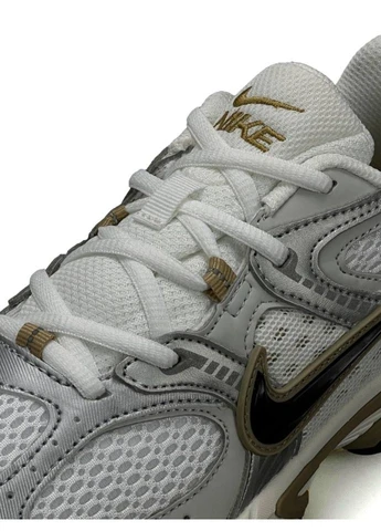 Белые кроссовки white metallic No Brand V5 RNR
