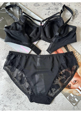 Чорний жіноча білизна зі стрепами комплект на чашку e чорний Lanny Mode