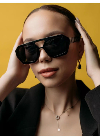 Сонцезахисні окуляри шестигранні Charming чорні No Brand (311604631)