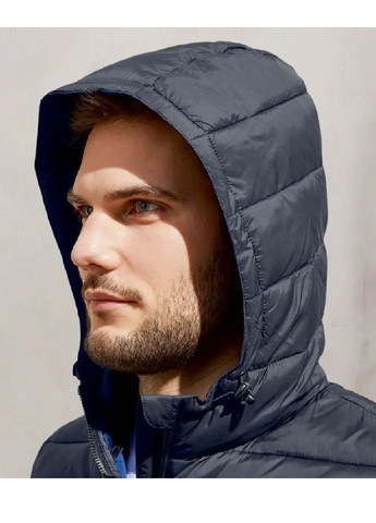 Синяя куртка ультралегкая и водо и ветроотталкивающая Livergy