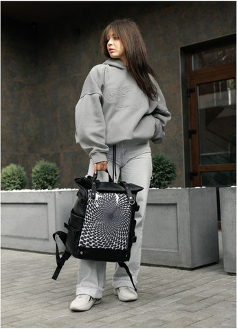 Жіночий рюкзак роллтоп з кишенею під ноутбук Чорний з принтом illusion (6250301641) Sambag (360965824)