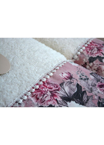 Подарунковий набір рушників з парфумами La Maison комбінований