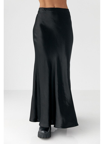 Черная женская атласная длинная юбка на резинке Lurex