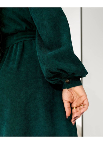 Пляшкова зелена жіноча сукня з мікровельвету Osoblyva