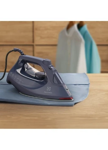 Утюг Electrolux E6SI1-4MN No Brand (397886178)