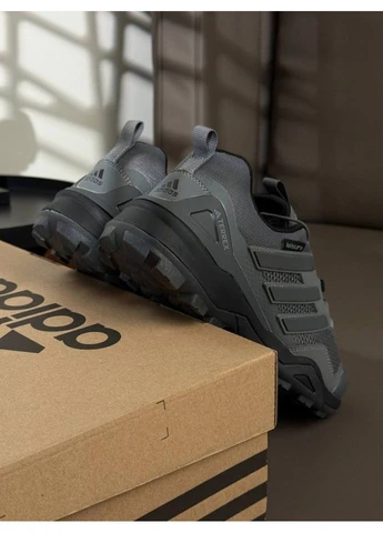 Серые кроссовки grey No Brand Terrex Skychaser