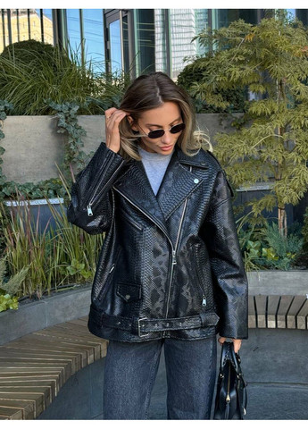 Чорна демісезонна жіноча куртка з екошкіри pilot з кишенями та поясом (mil375) milirud