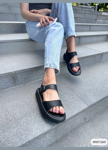 Жіночі шкіряні босоніжки натуральна шкіра чорний колір No Brand (295287992)