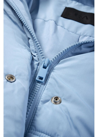 Блакитна демісезонна стеганна куртка C&A