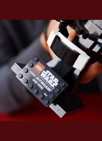 Star Wars Шолом Люка Скайвокера (Червоний-5) 675 деталей (75327) Lego (304055408)