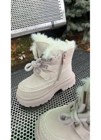 Бледно-розовые ботинки Clibee