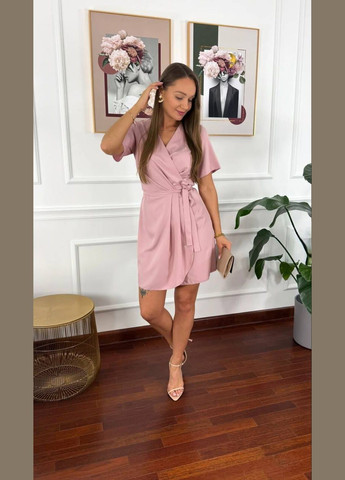 Пудрова кежуал жіноча сукня на запах з коротким рукавом на запах MonCher