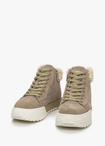 Зимние ботинки-спорт, цвет зеленый Estro