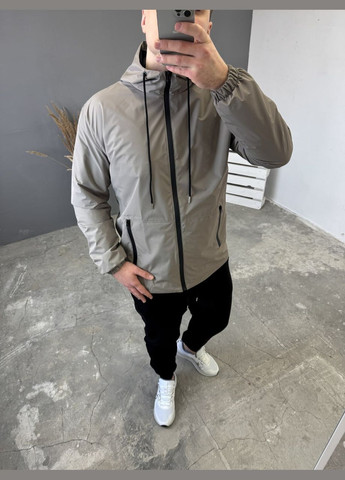 Светло-серая демисезонная ветровка Vakko