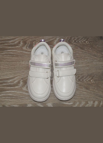 Білі осінні кросівки дитячі білі Ashiguli CASUAL