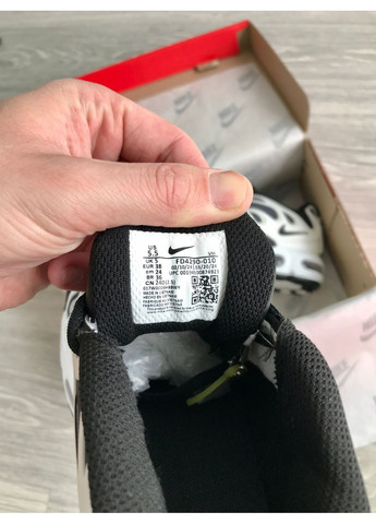 Кроссовки женские и мужские Nike Air Max Tn Plus Drift White Black | Найк Аір Макс ТН плюс белые демисезоны (364667128)