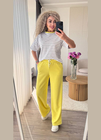 Женский костюм двойка футболка в полоску и брюки свободного кроя. MonCher (335013821)