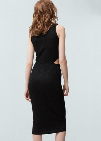 Черное повседневный платье черный Mango однотонное