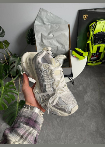 Жіночі кросівки Balenciaga White Silver No Brand 3XL білі демісезони (324559276)