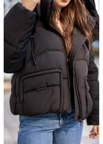 Чорна зимня жіноча зимова коротка куртка oversize 75362 Towmy