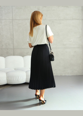 Черная офисная однотонная плиссированная юбка 388ст черная No Brand плиссе