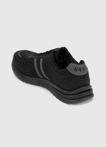 Черные демисезонные кроссовки Gipanis