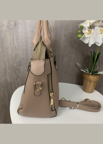 Жіноча сумка з вишивкою та брелоком екокожу квітковий принт бежевий (sku_1236) No Brand (330576850)