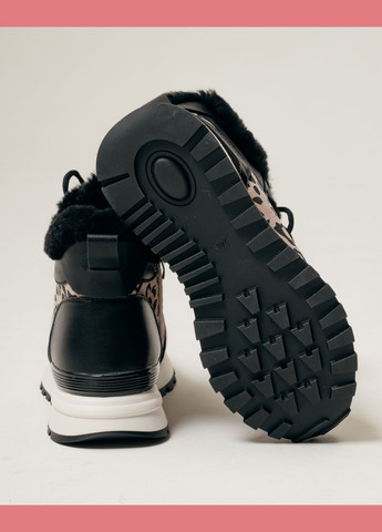 Черевики на танкетці чорний леопард шкіра хутро Lola Andy (304645187)