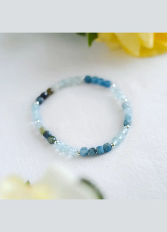 Браслет на резинке натуральный голубой Топаз и Турмалин кубик +гип-ные вставки цвет серебро d-4мм обхват 17см No Brand браслет (302752389)