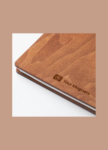 Фотокнига "Ножки" с темной деревянной обложкой | Купить фотобук для детских фото. Your Magnets (338861561)